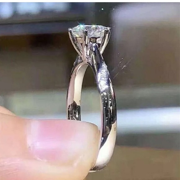 Gorgeous 925 Silver Ring Women White Sapphire - Picture 3 of 8